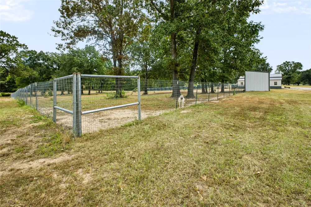 3597 Half Bank Road Atoka, OK 74525