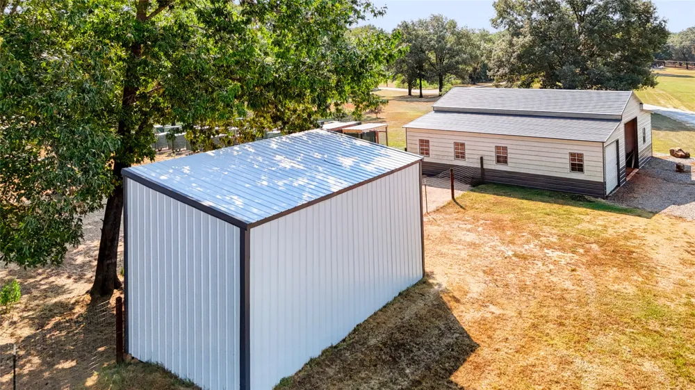 3597 Half Bank Road Atoka, OK 74525