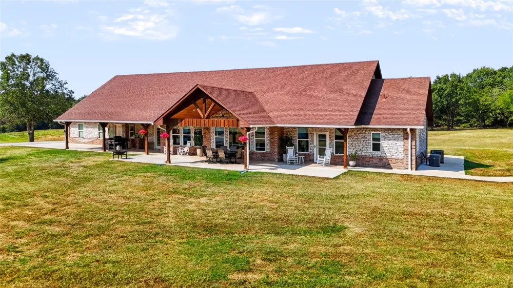 3597 Half Bank Road Atoka, OK 74525