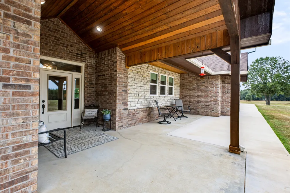3597 Half Bank Road Atoka, OK 74525