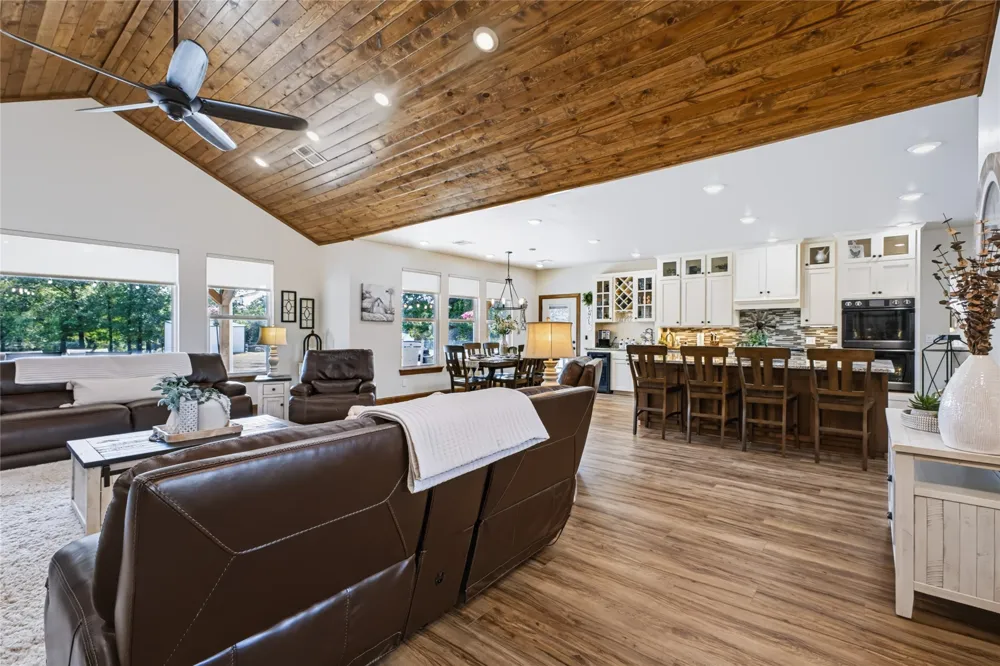 3597 Half Bank Road Atoka, OK 74525