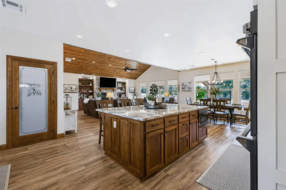 3597 Half Bank Road Atoka, OK 74525
