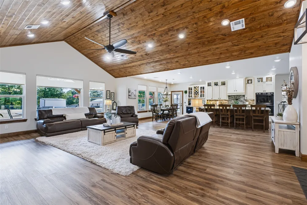 3597 Half Bank Road Atoka, OK 74525