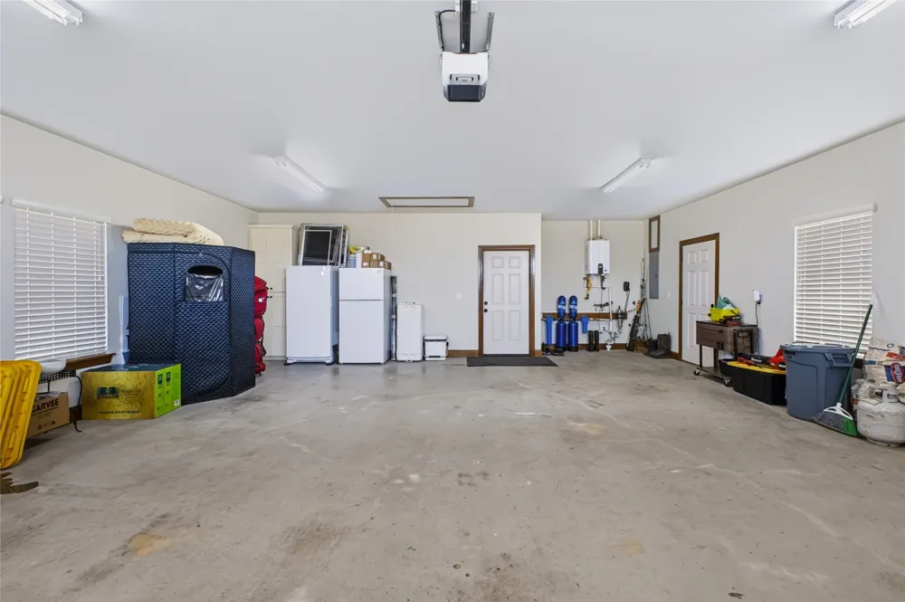 3597 Half Bank Road Atoka, OK 74525