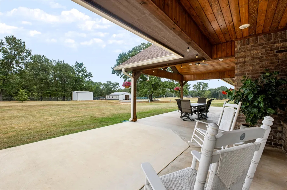 3597 Half Bank Road Atoka, OK 74525