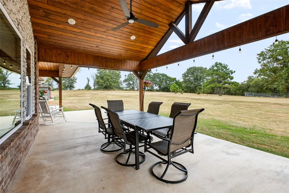 3597 Half Bank Road Atoka, OK 74525