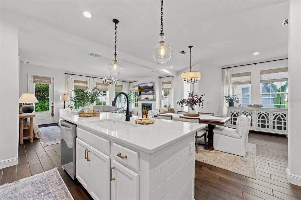 2898 RAPOLLO LANE Apopka, FL 32712