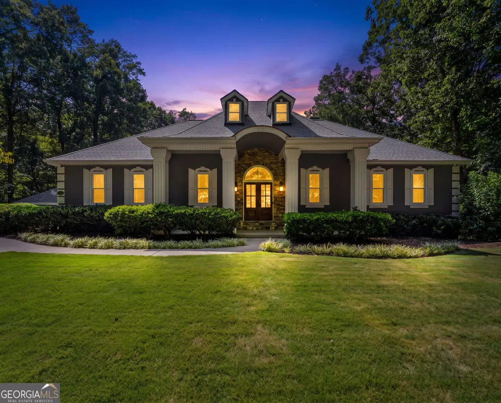 5725 Ash DR Cumming, GA 30040