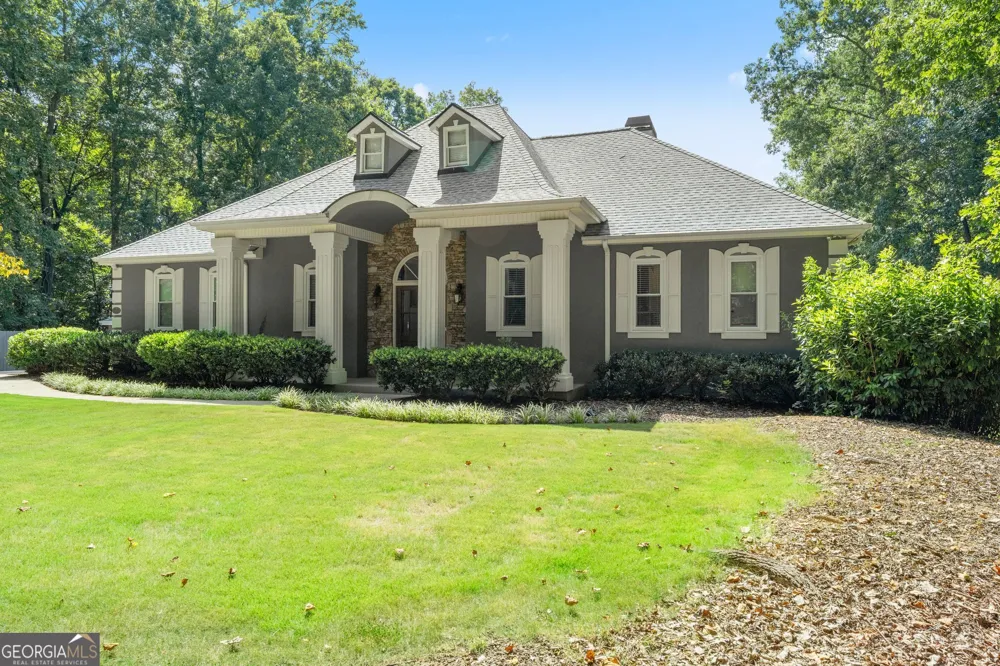 5725 Ash DR Cumming, GA 30040