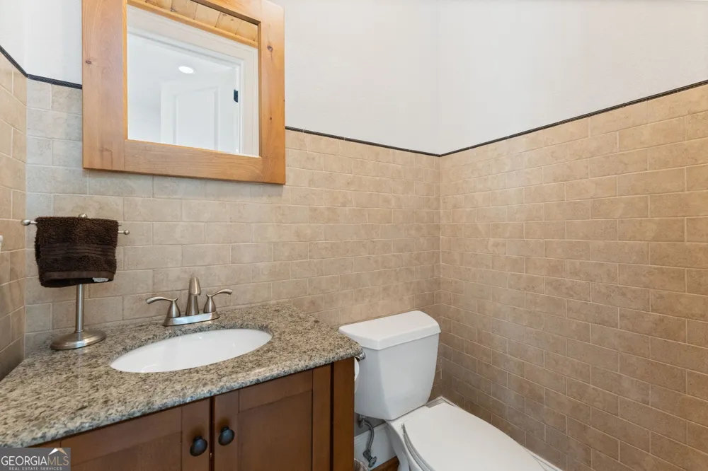 5725 Ash DR Cumming, GA 30040