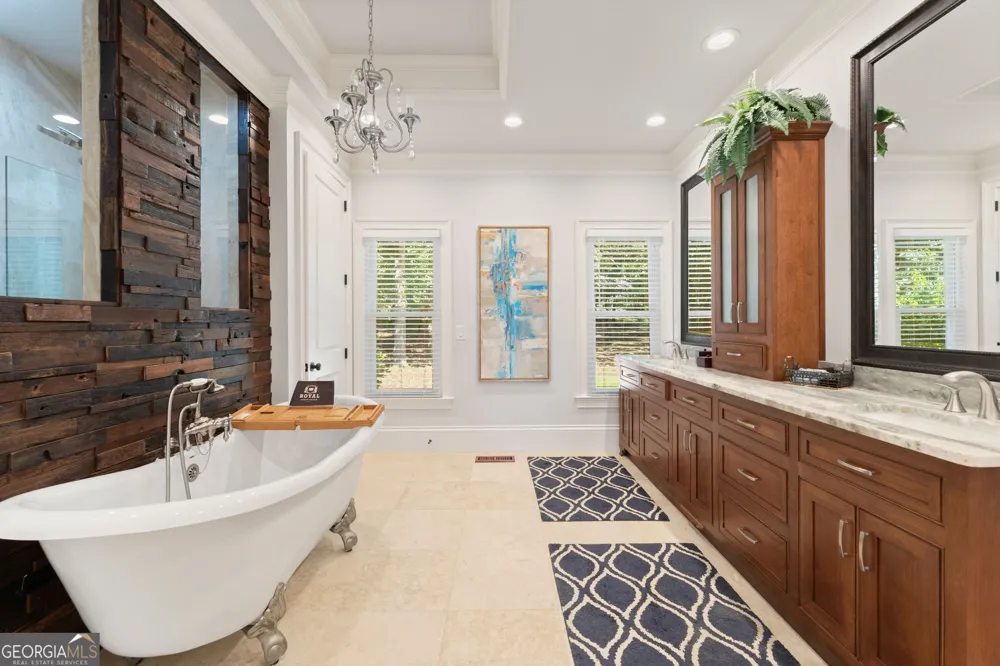 5725 Ash DR Cumming, GA 30040