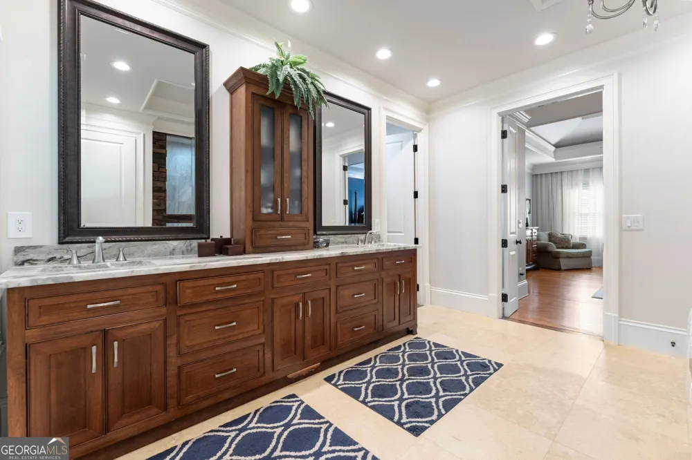 5725 Ash DR Cumming, GA 30040