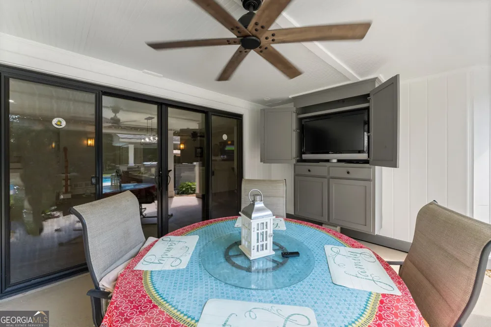 5725 Ash DR Cumming, GA 30040