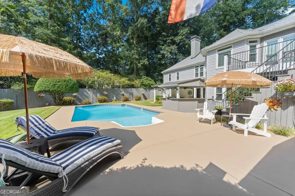 5725 Ash DR Cumming, GA 30040