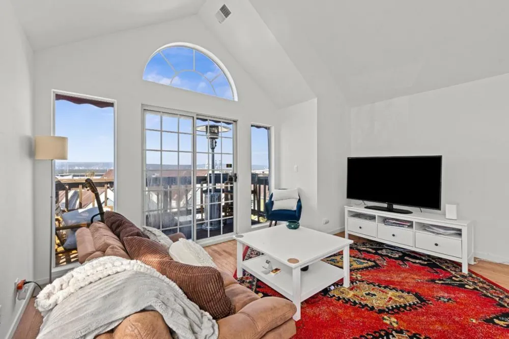 38 Rebecca Lane San Francisco, CA 94124