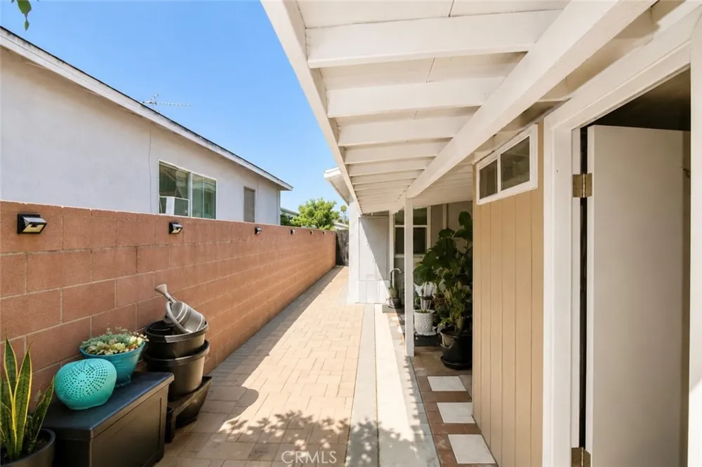 12832 Sycamore Street Garden Grove, CA 92841