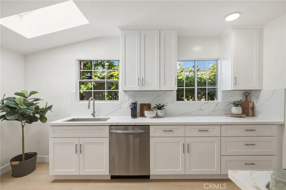 4043 W 176th Torrance, CA 90504