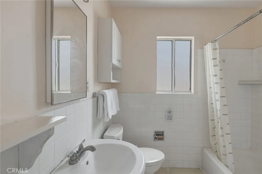 4043 W 176th Torrance, CA 90504