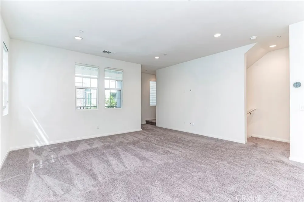6996 Cottonwood Lane Buena Park, CA 90621
