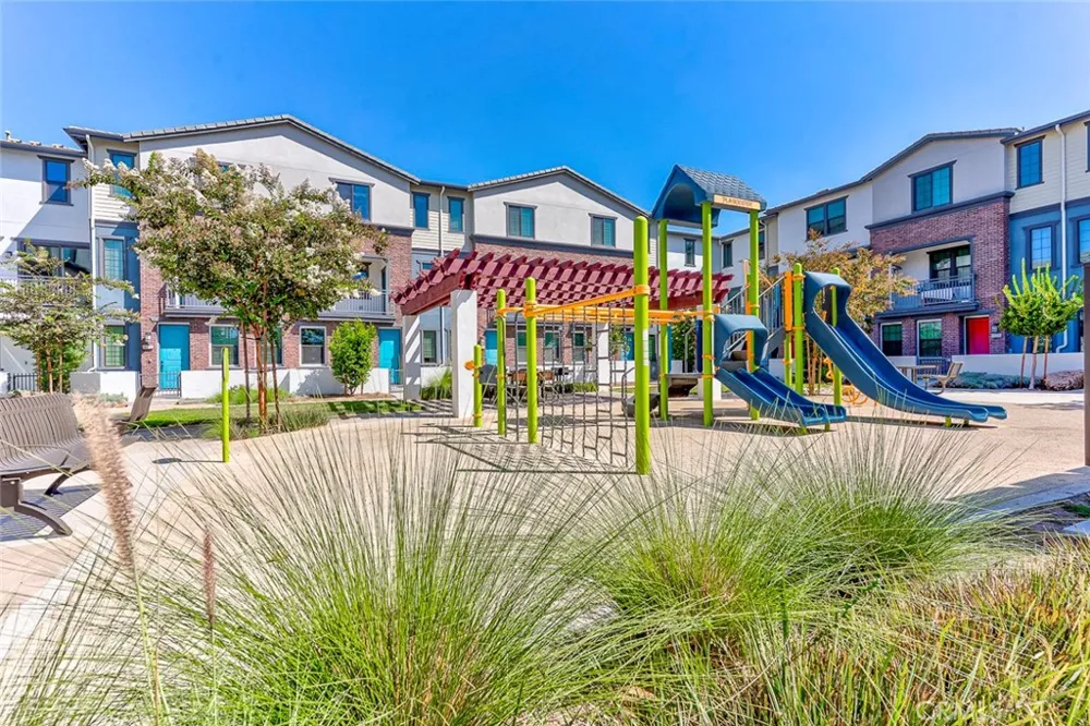 6996 Cottonwood Lane Buena Park, CA 90621