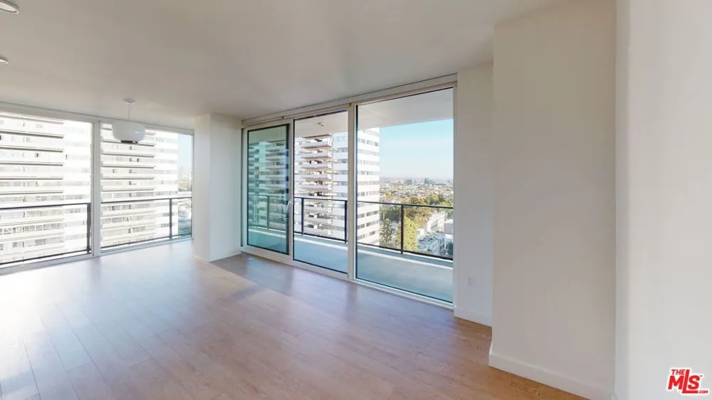 11750 Wilshire Boulevard #1912 Los Angeles, CA 90025