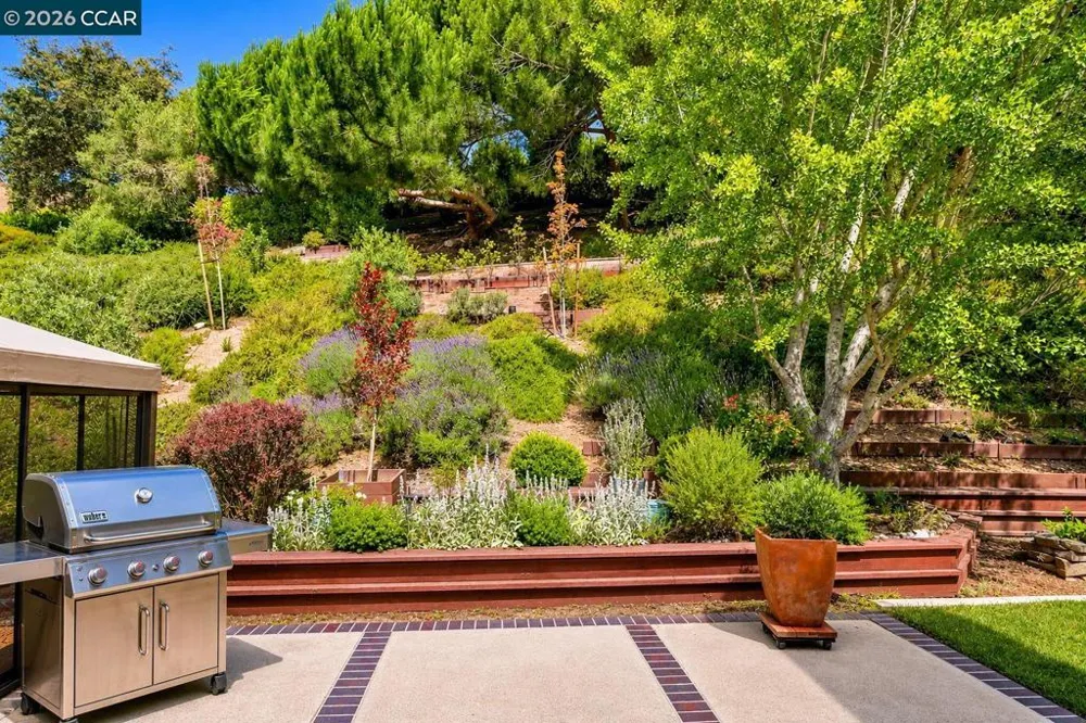 11334 Village View Ct Dublin, CA 94568