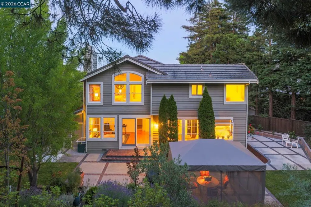 11334 Village View Ct Dublin, CA 94568