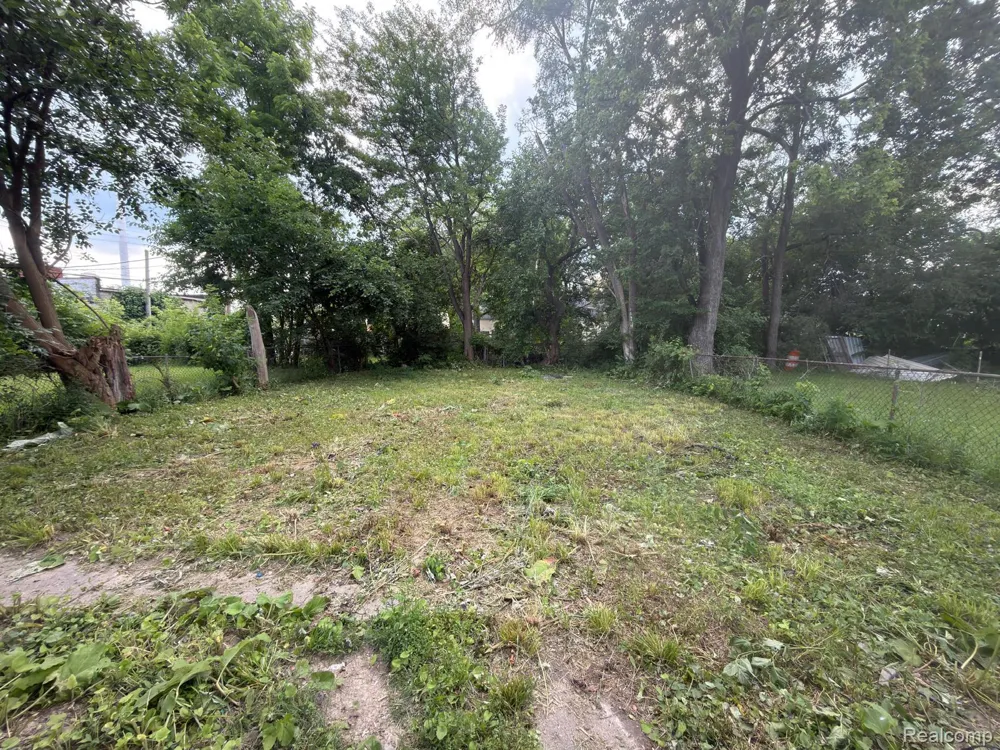 8837 Evergreen Avenue Detroit City, MI 48228