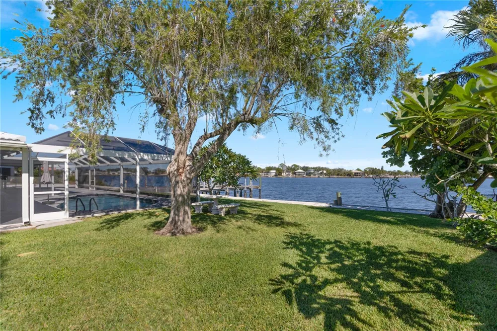 5027 WATERSIDE DRIVE Port Richey, FL 34668