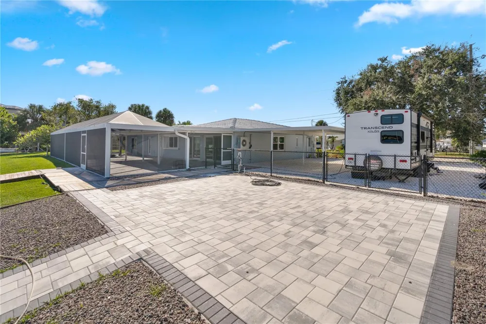 5027 WATERSIDE DRIVE Port Richey, FL 34668