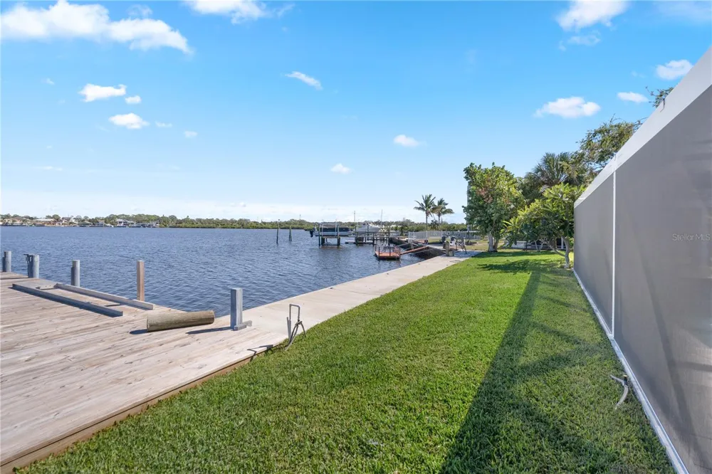 5027 WATERSIDE DRIVE Port Richey, FL 34668