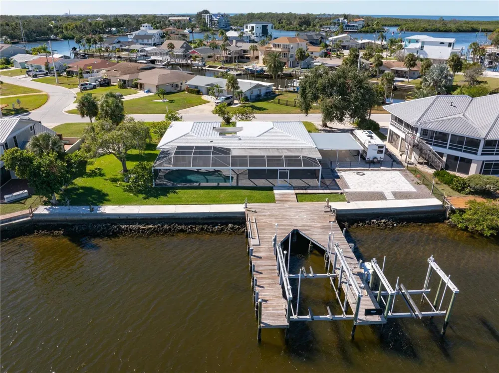 5027 WATERSIDE DRIVE Port Richey, FL 34668