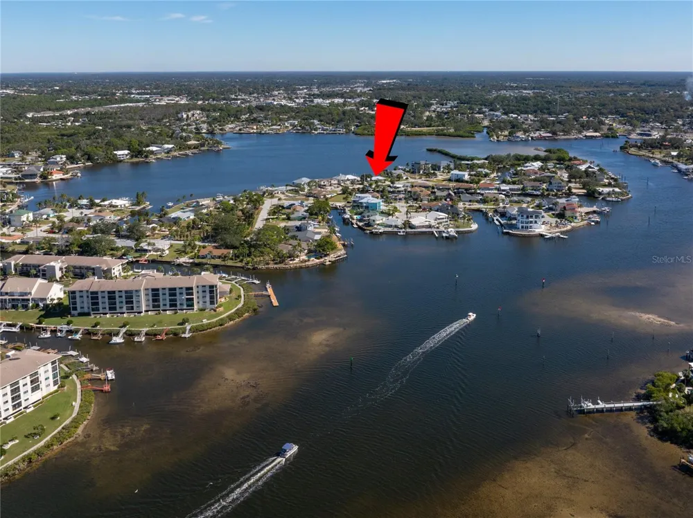 5027 WATERSIDE DRIVE Port Richey, FL 34668