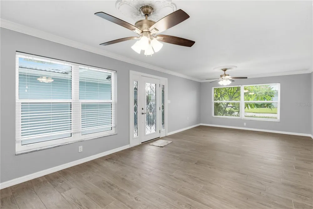 5027 WATERSIDE DRIVE Port Richey, FL 34668