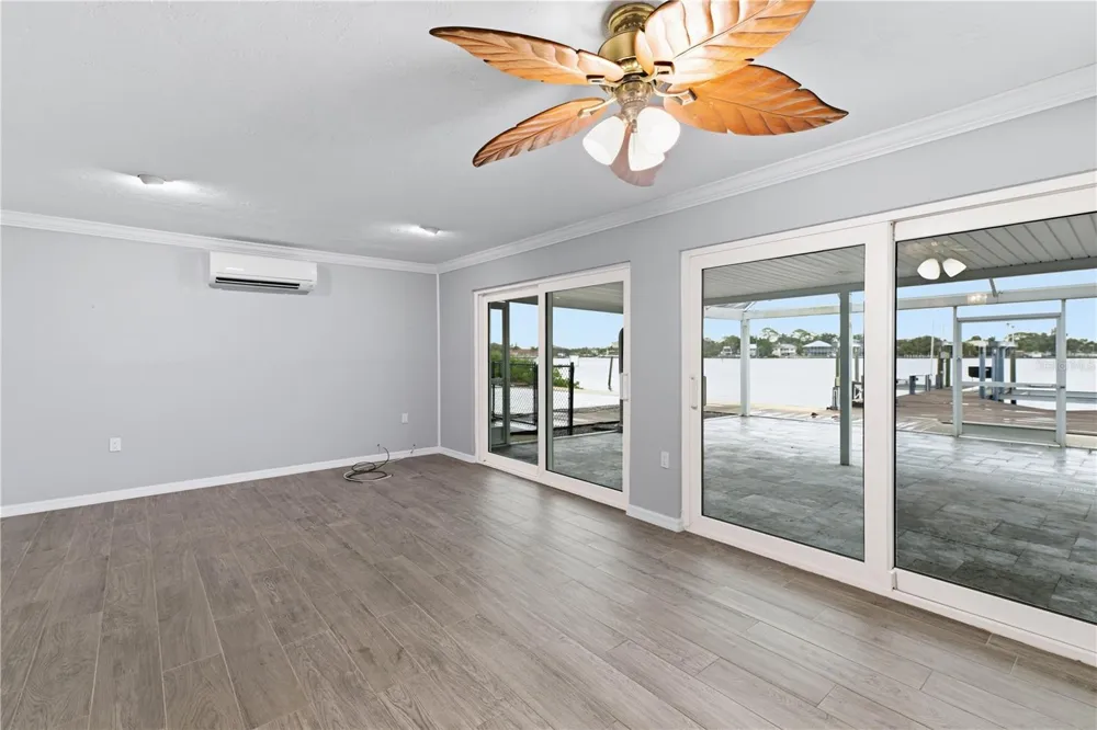 5027 WATERSIDE DRIVE Port Richey, FL 34668