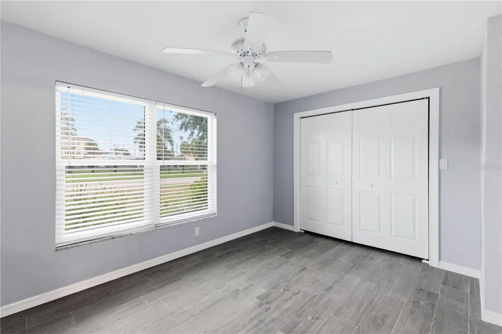 5027 WATERSIDE DRIVE Port Richey, FL 34668
