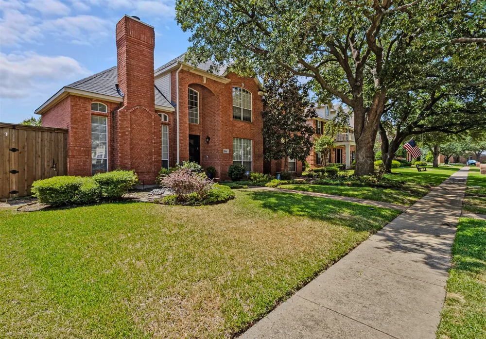 3844 Walden Way Dallas, TX 75287