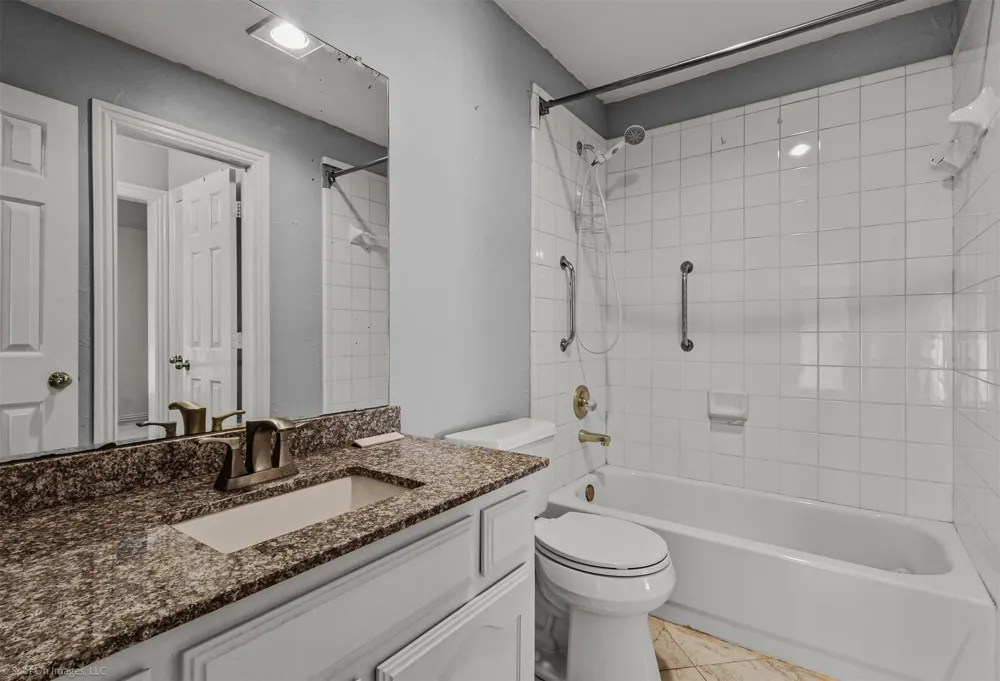 3844 Walden Way Dallas, TX 75287