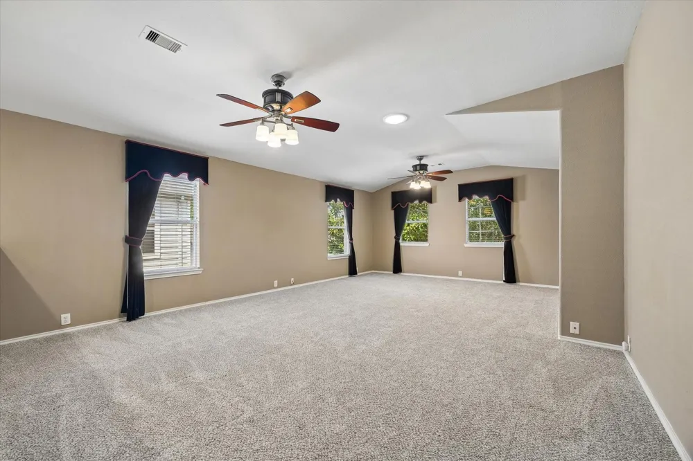 518 Honeysuckle Vine Drive Rosenberg, TX 77469