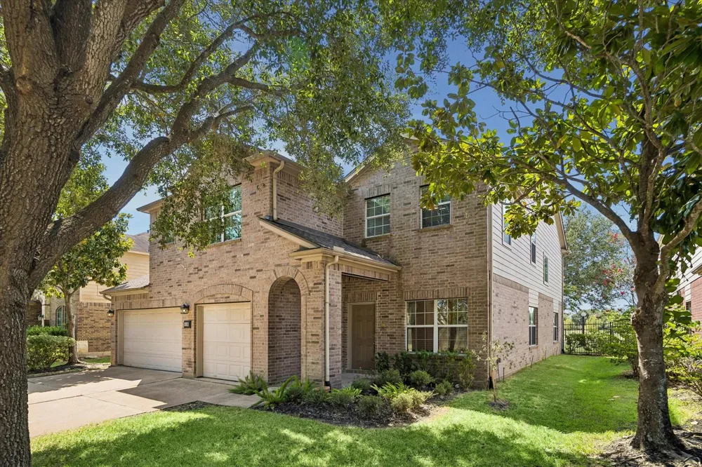 518 Honeysuckle Vine Drive Rosenberg, TX 77469
