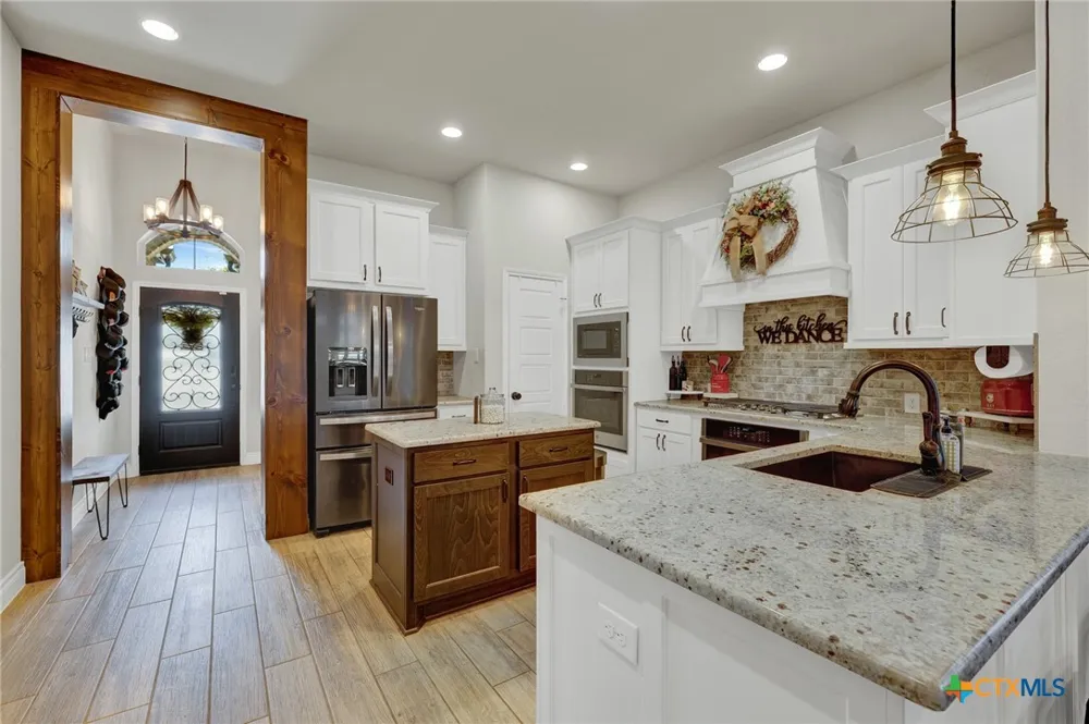 3117 Nister New Braunfels, TX 78130