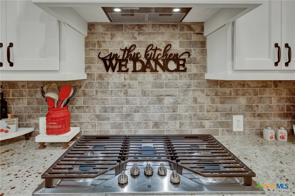 3117 Nister New Braunfels, TX 78130
