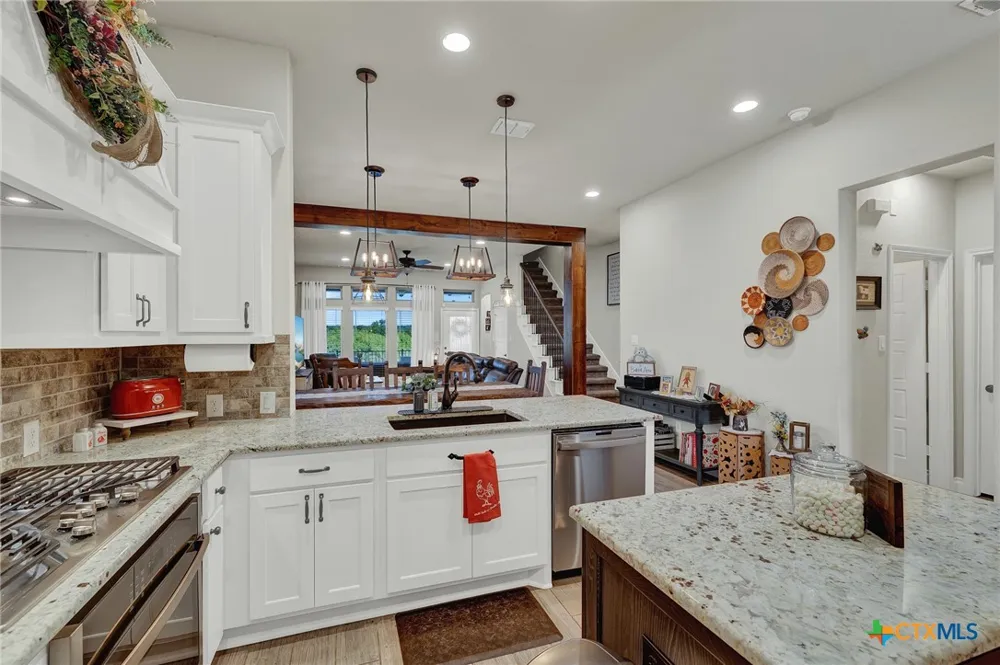 3117 Nister New Braunfels, TX 78130