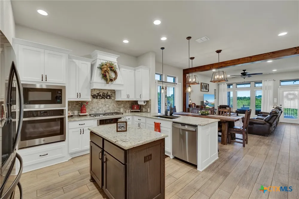 3117 Nister New Braunfels, TX 78130