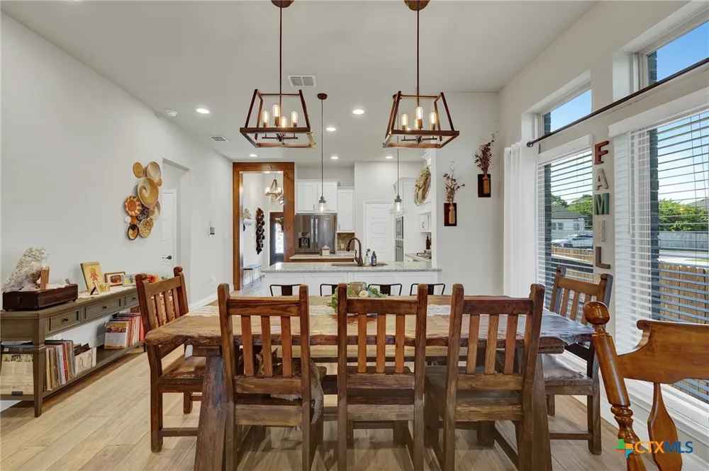 3117 Nister New Braunfels, TX 78130