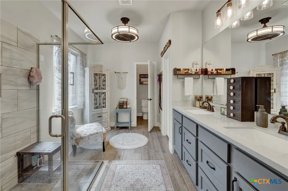 3117 Nister New Braunfels, TX 78130