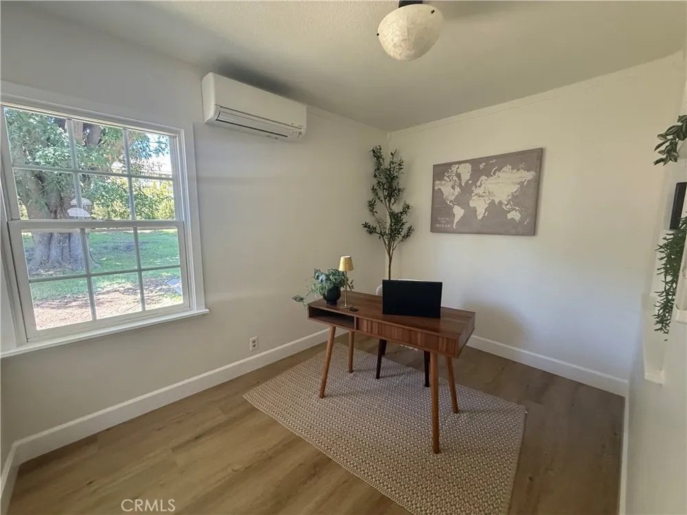 1933 W Jacaranda Place Fullerton, CA 92833