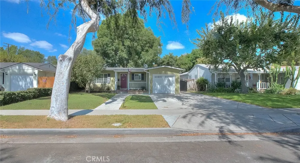1933 W Jacaranda Place Fullerton, CA 92833