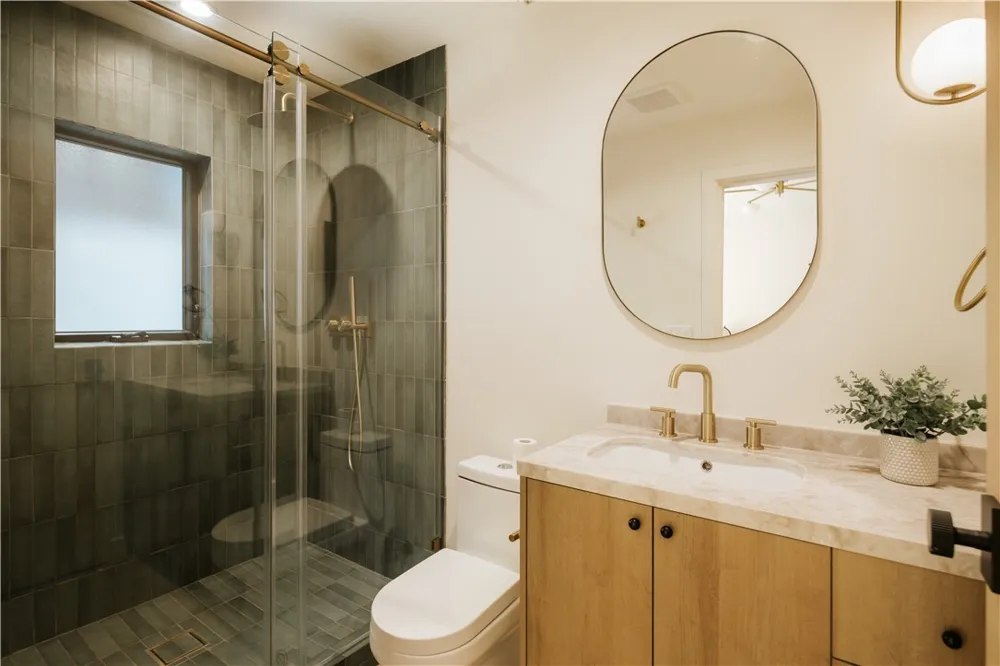 1247 Seward Street Los Angeles, CA 90038