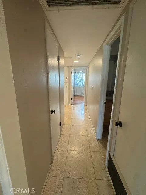 11116 Woodley Granada Hills, CA 91344